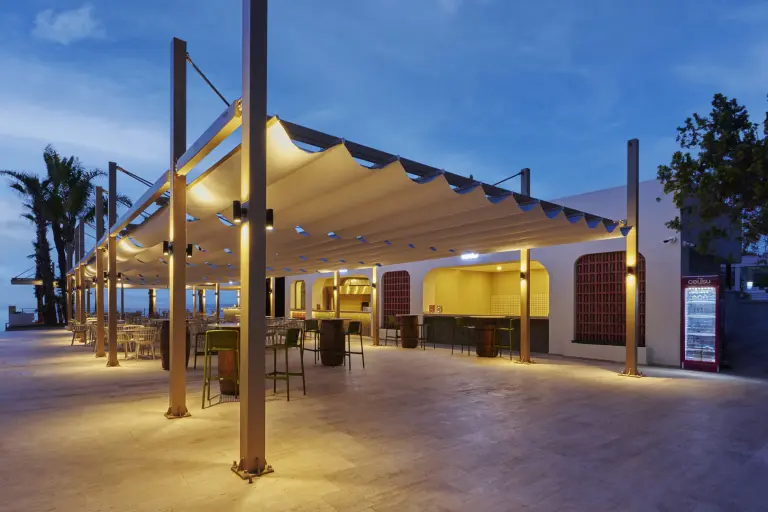 Restoran &amp; Bar