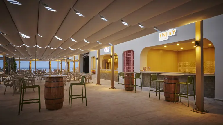 Restoran &amp; Bar